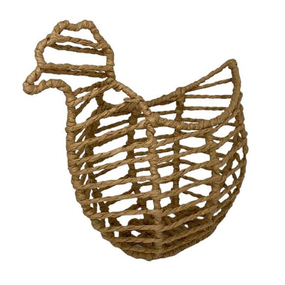 Woven Hen Basket New Without Tags - Picture 4 of 8